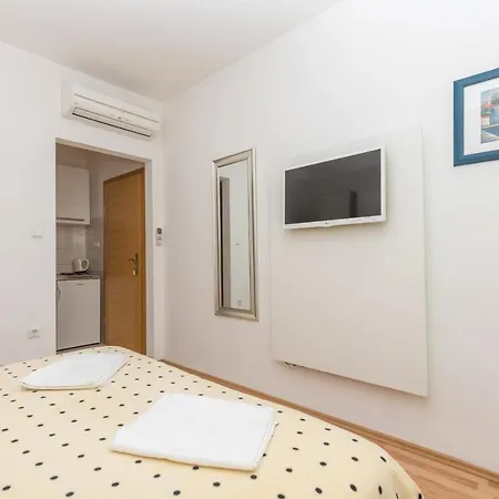 Vila Nena Apartment Tucepi